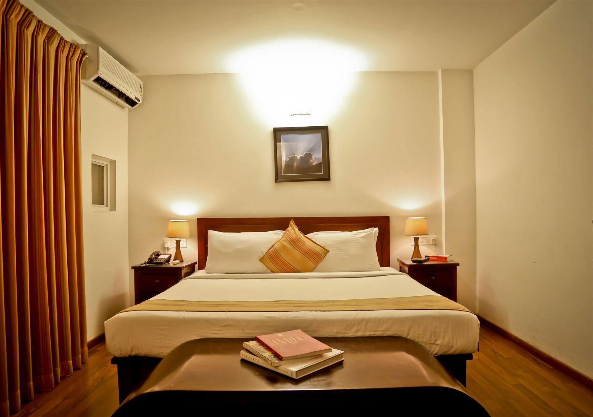Maple Suites, Serviced Apartments Bangalore Esterno foto